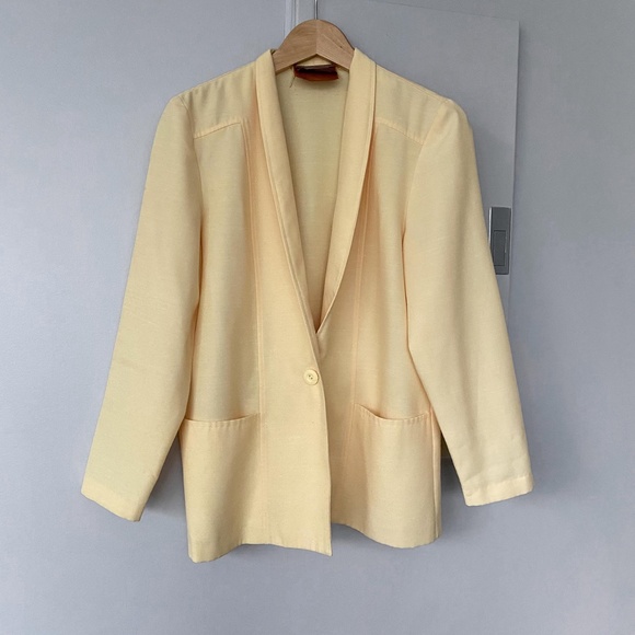 Vintage Yellow Blazer (made in Canada) - Picture 4 of 4